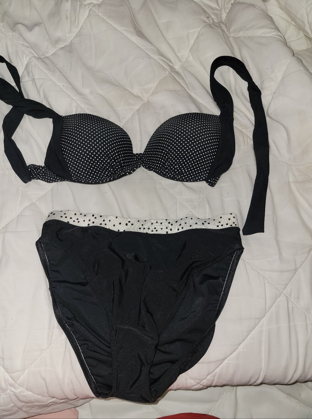 Black Polka Dot Women's Two-Piece Swim Set